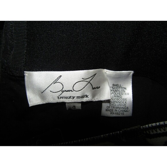 In Earnest by Bryon Lars NWOT Black White Lace Wildflower Skirt Retail $325 Sz 4 - Picture 7 of 7